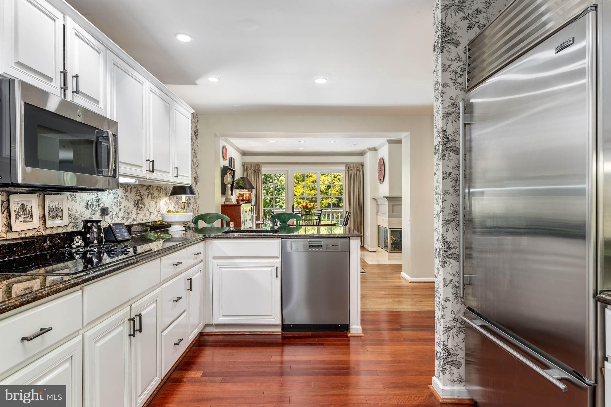 302 Heritage Place Devon, PA 19333 - Photo 10 of 40