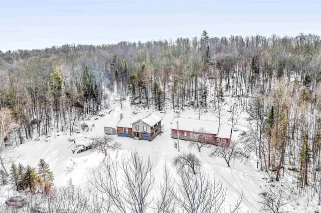 $399,000 | 1422 Cabot Road, Woodbury, VT 05681