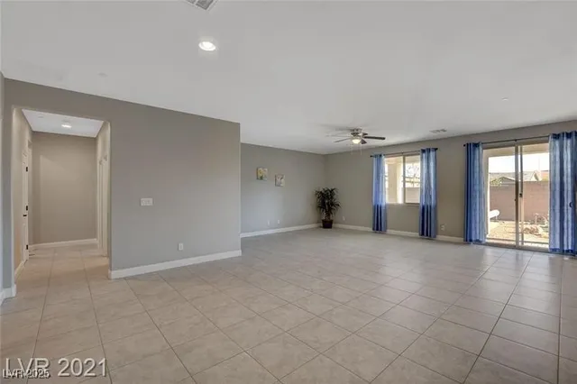 $3,000 | 1062 North Water Street, Henderson, NV 89011