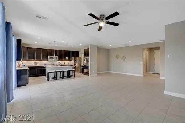 $2,600 | 1062 North Water Street, Henderson, NV 89011
