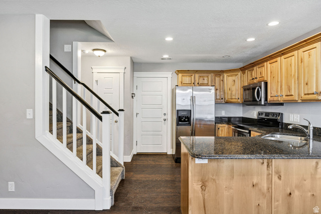 260 West 1010th Street South Logan, UT 84321 - Photo 3 of 20