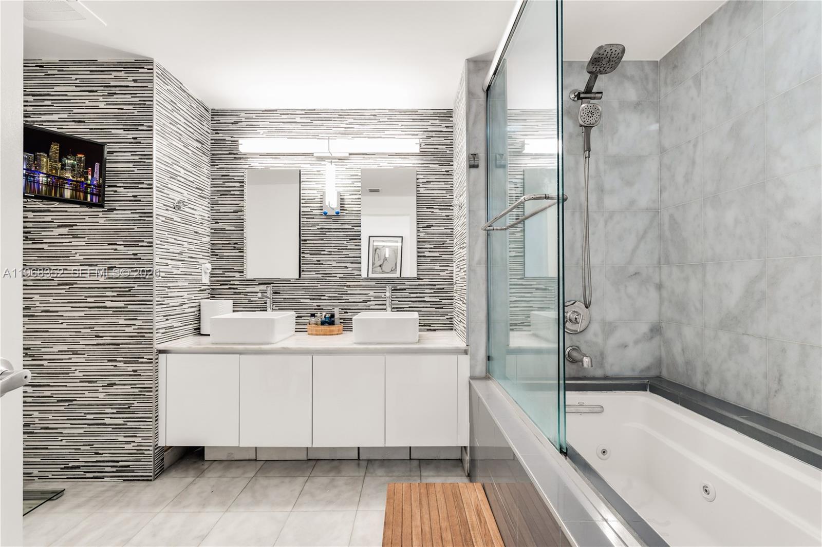 601 Northeast 36th Street, Unit 1412 Miami, FL 33137 - Photo 14 of 41