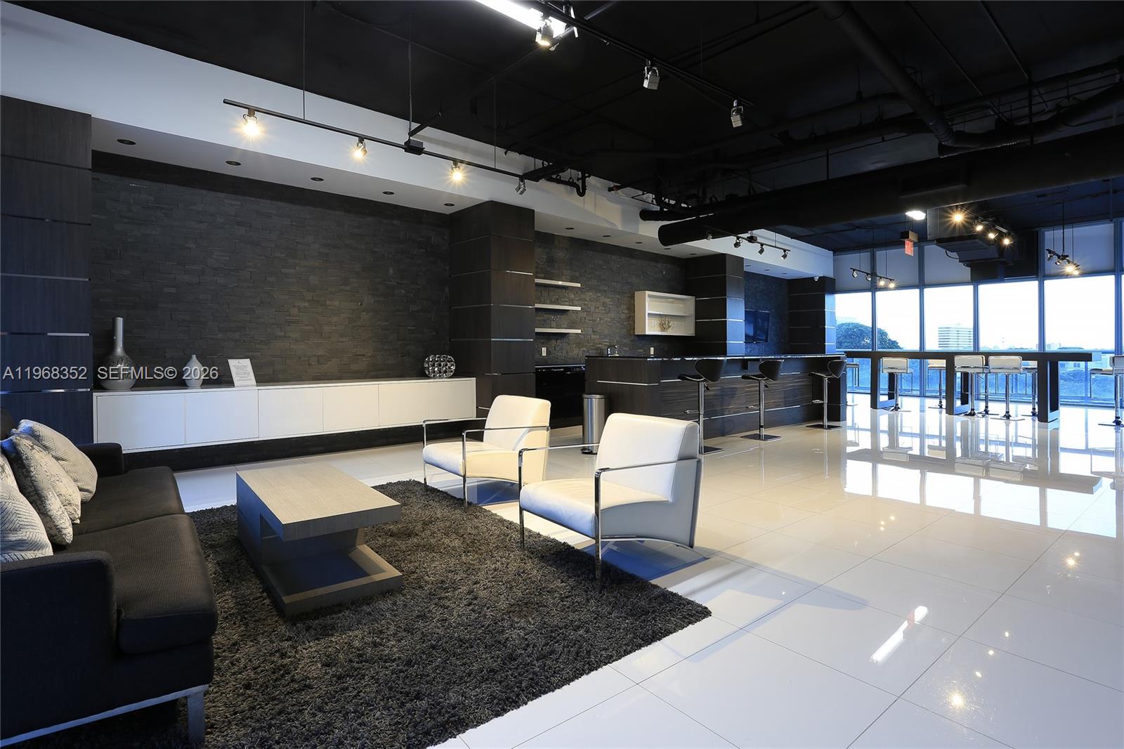 601 Northeast 36th Street, Unit 1412 Miami, FL 33137 - Photo 39 of 41