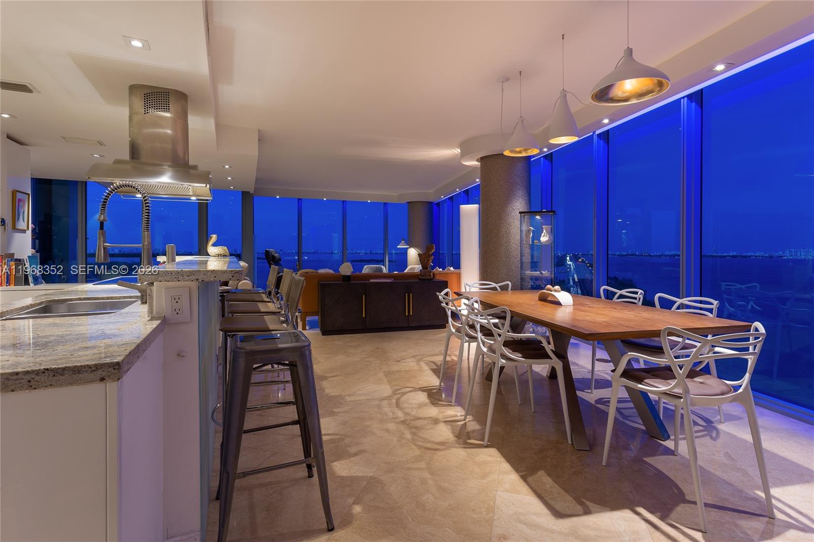 601 Northeast 36th Street, Unit 1412 Miami, FL 33137 - Photo 41 of 41 Night atmosphere