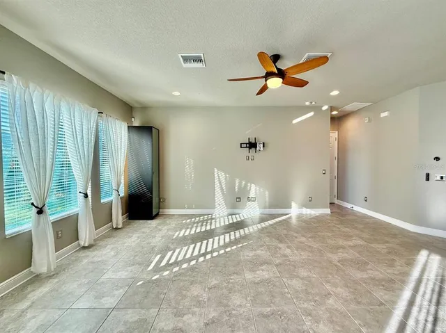 $3,000 | 6414 Salt Creek Avenue, Apollo Beach, FL 33572