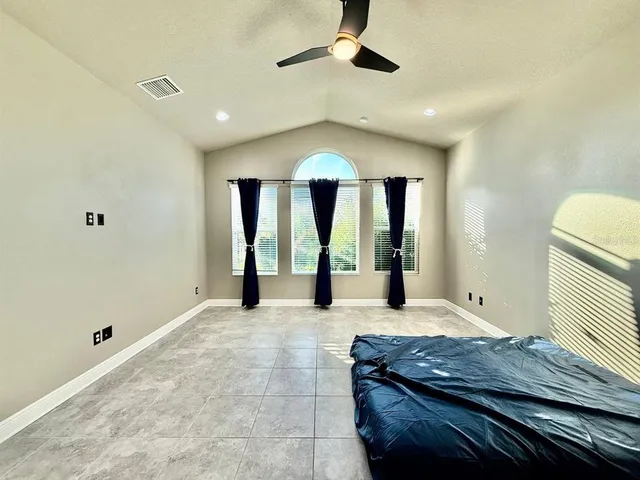 $3,000 | 6414 Salt Creek Avenue, Apollo Beach, FL 33572