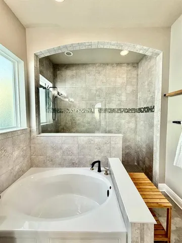 $3,000 | 6414 Salt Creek Avenue, Apollo Beach, FL 33572