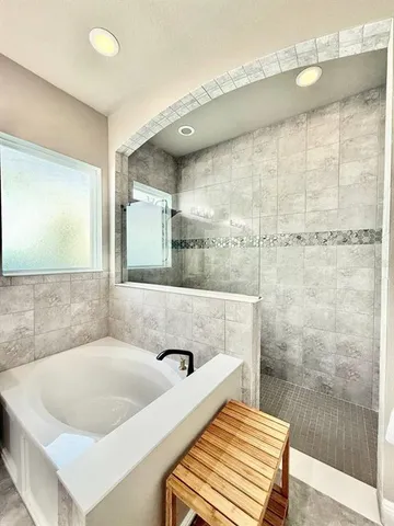 $3,000 | 6414 Salt Creek Avenue, Apollo Beach, FL 33572