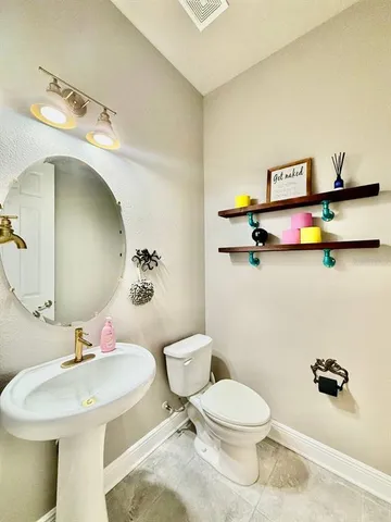 $3,000 | 6414 Salt Creek Avenue, Apollo Beach, FL 33572