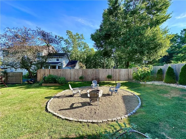 $279,000 | 419 West Neshannock Avenue, New Wilmington, PA 16142