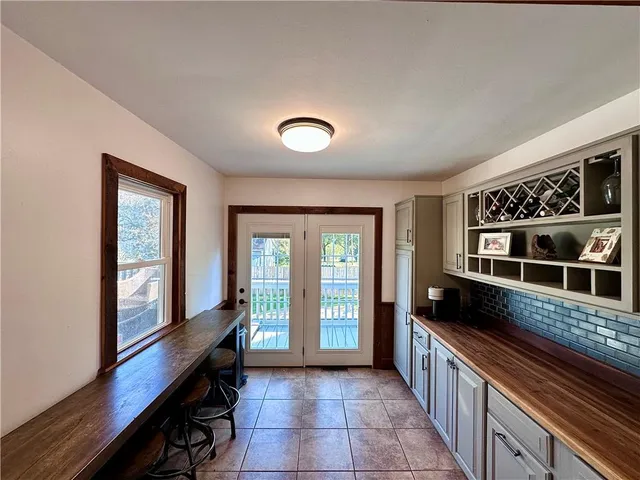 $279,000 | 419 West Neshannock Avenue, New Wilmington, PA 16142