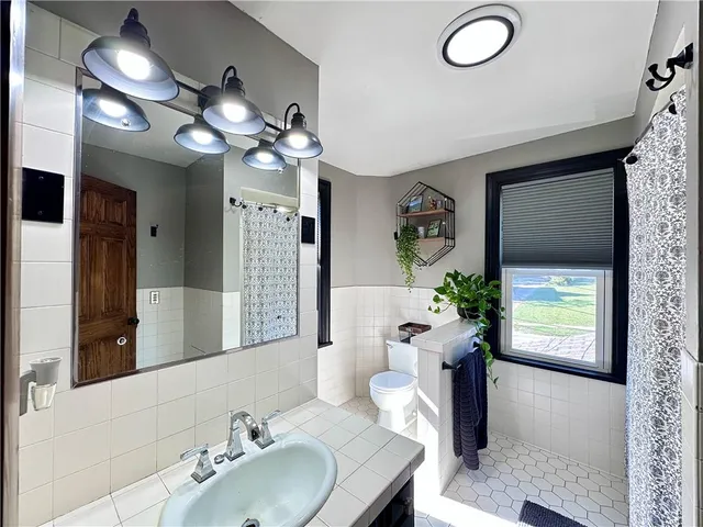 $279,000 | 419 West Neshannock Avenue, New Wilmington, PA 16142