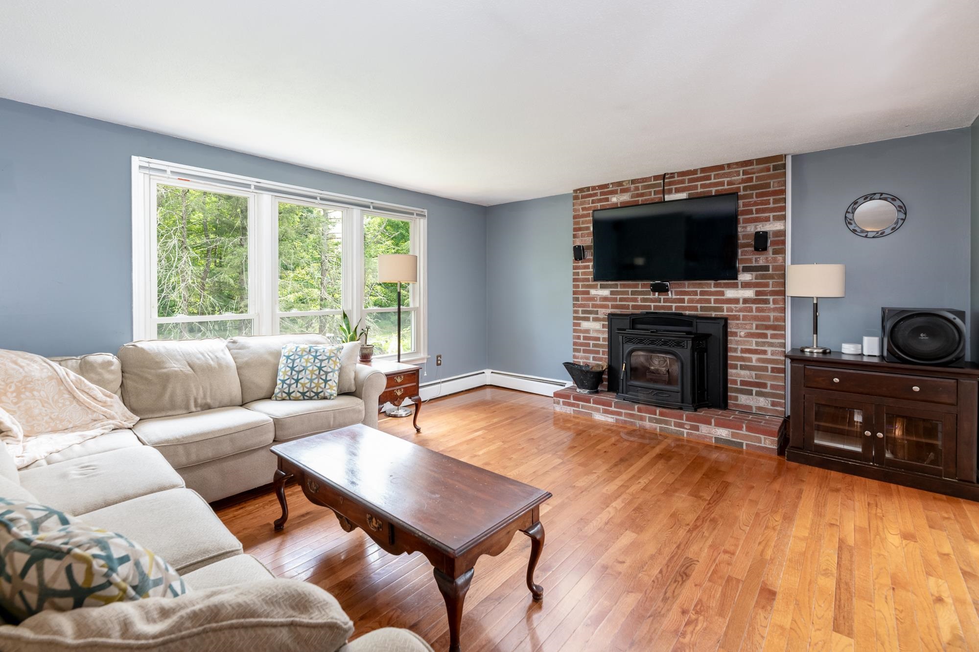 23 Twist Hill Road Dunbarton, NH 03046 - Photo 12 of 39 Gallery Image 12