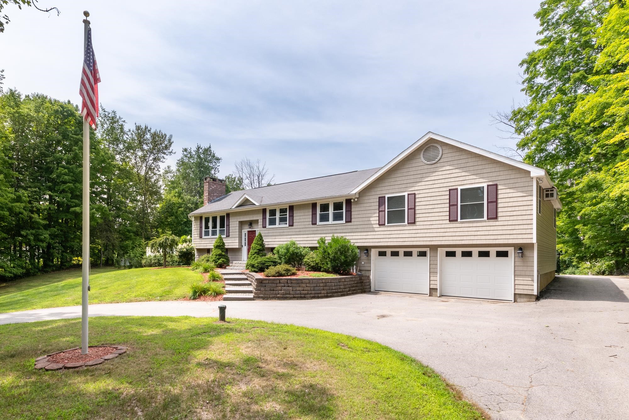23 Twist Hill Road Dunbarton, NH 03046 - Photo 13 of 39 Gallery Image 13