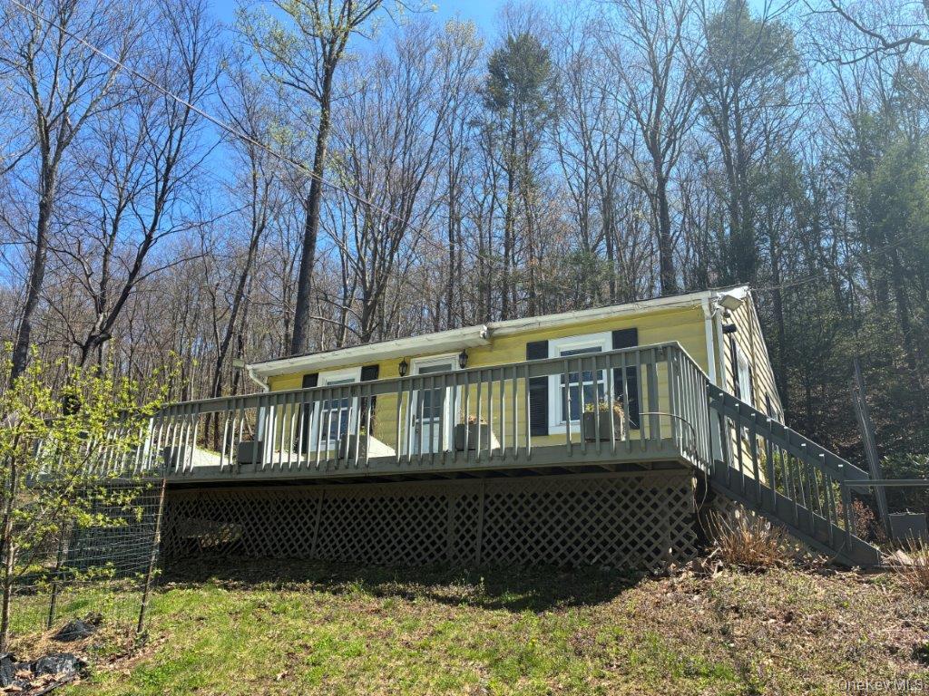 303 Buttermilk Falls Road Warwick, NY 10990 - Photo 11 of 20