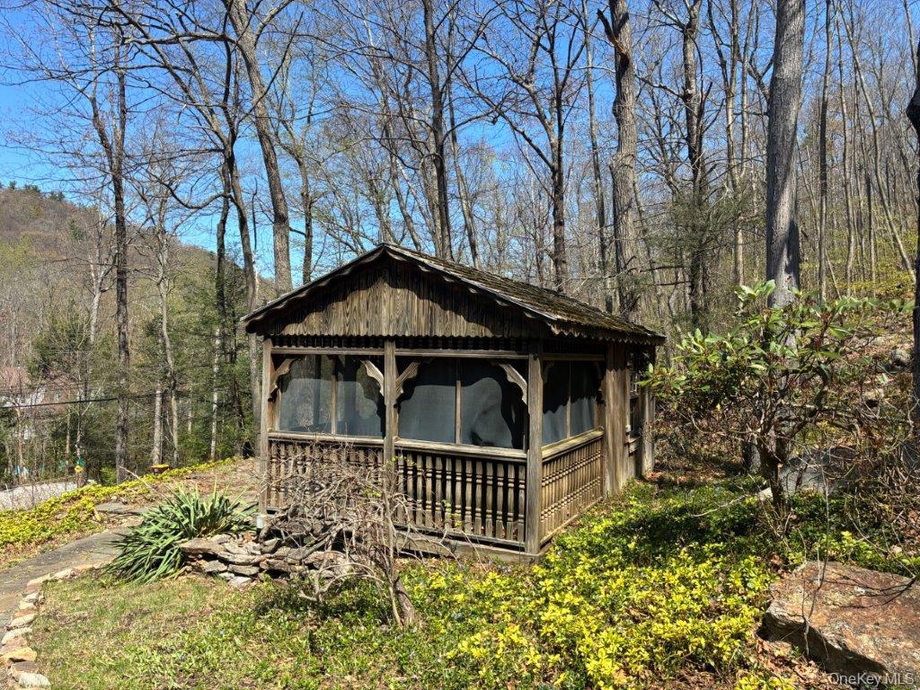 303 Buttermilk Falls Road Warwick, NY 10990 - Photo 12 of 20