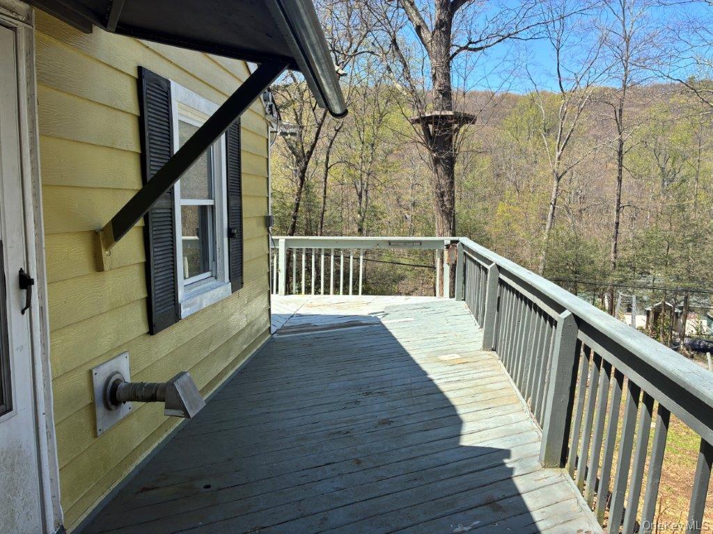 303 Buttermilk Falls Road Warwick, NY 10990 - Photo 13 of 20