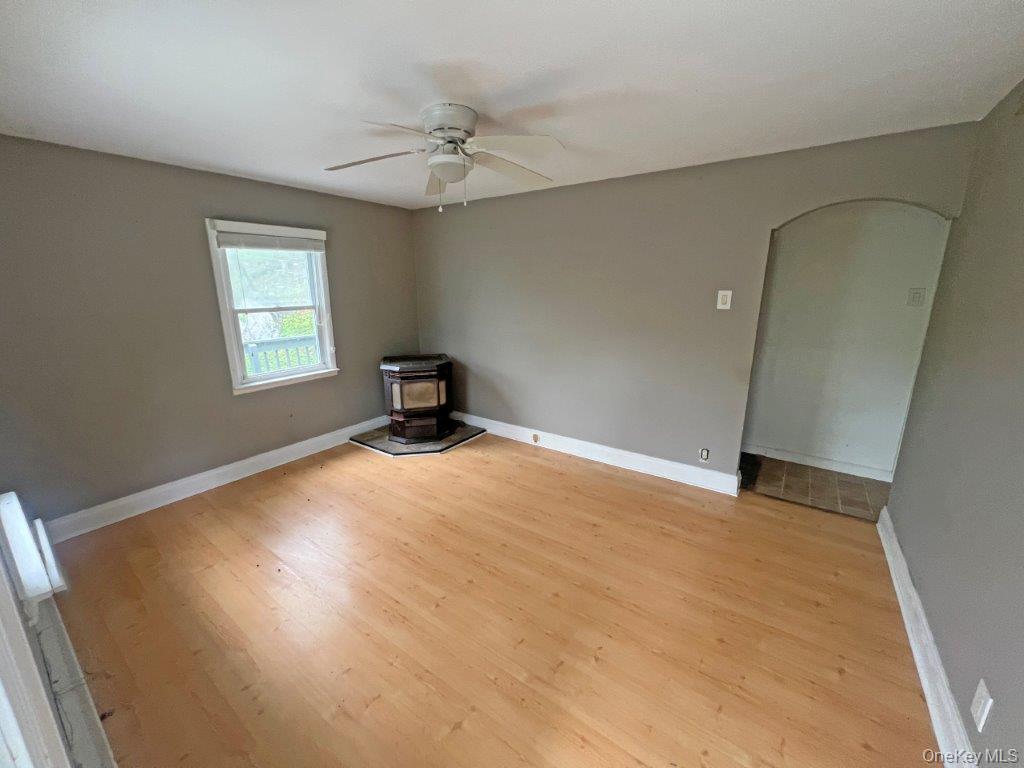 303 Buttermilk Falls Road Warwick, NY 10990 - Photo 5 of 20