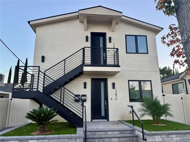 $3,800 | 17816 West Bullock, Encino, CA 91316