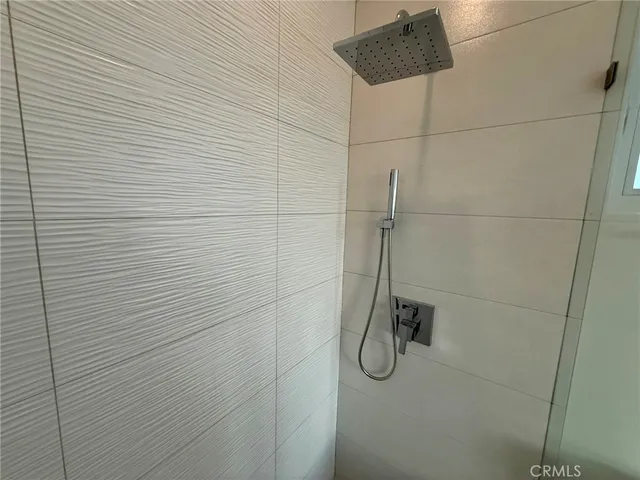 $3,800 | 17816 West Bullock, Encino, CA 91316