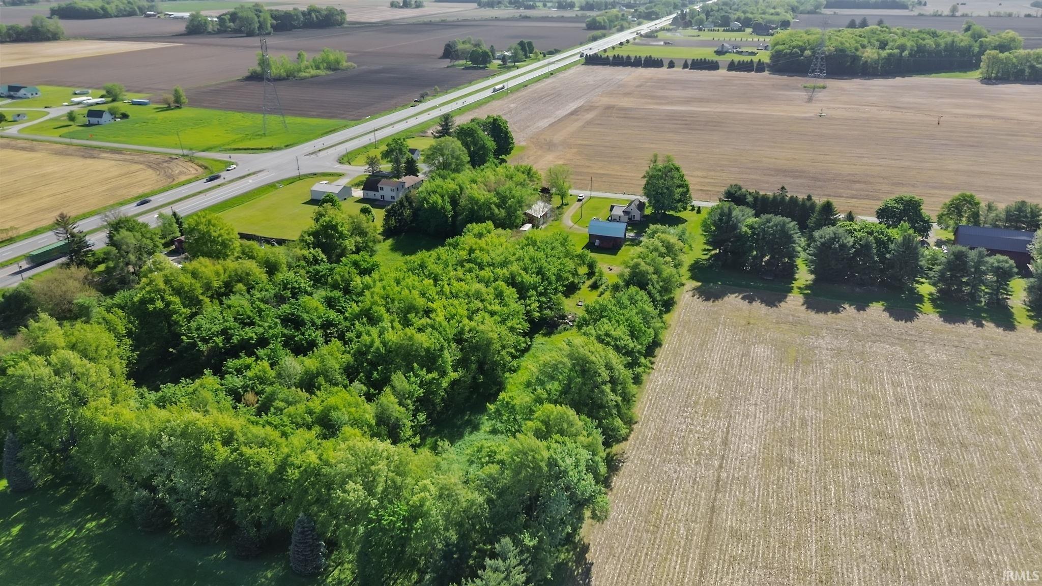 56611 Tulip Road New Carlisle, IN 46552 - Photo 6 of 8