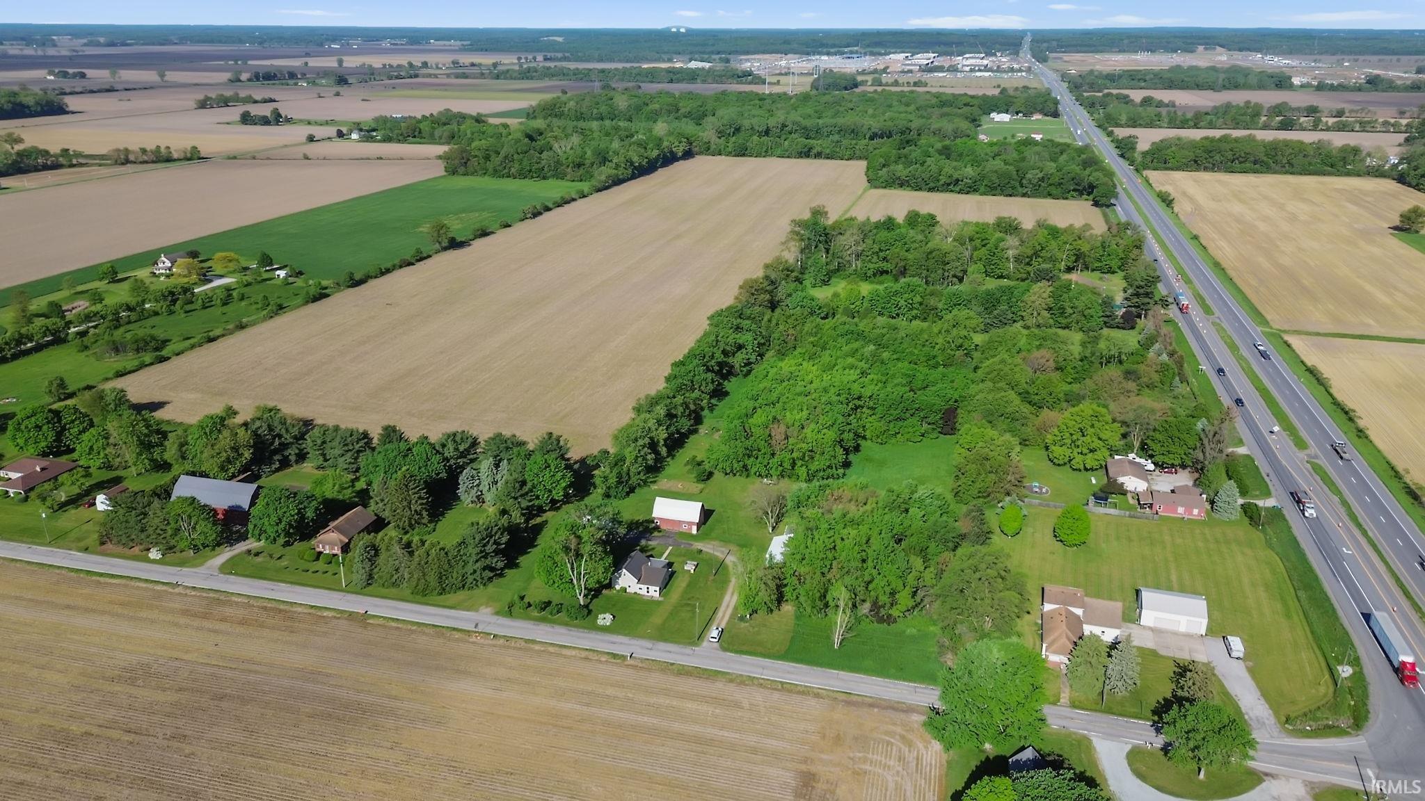 56611 Tulip Road New Carlisle, IN 46552 - Photo 7 of 8