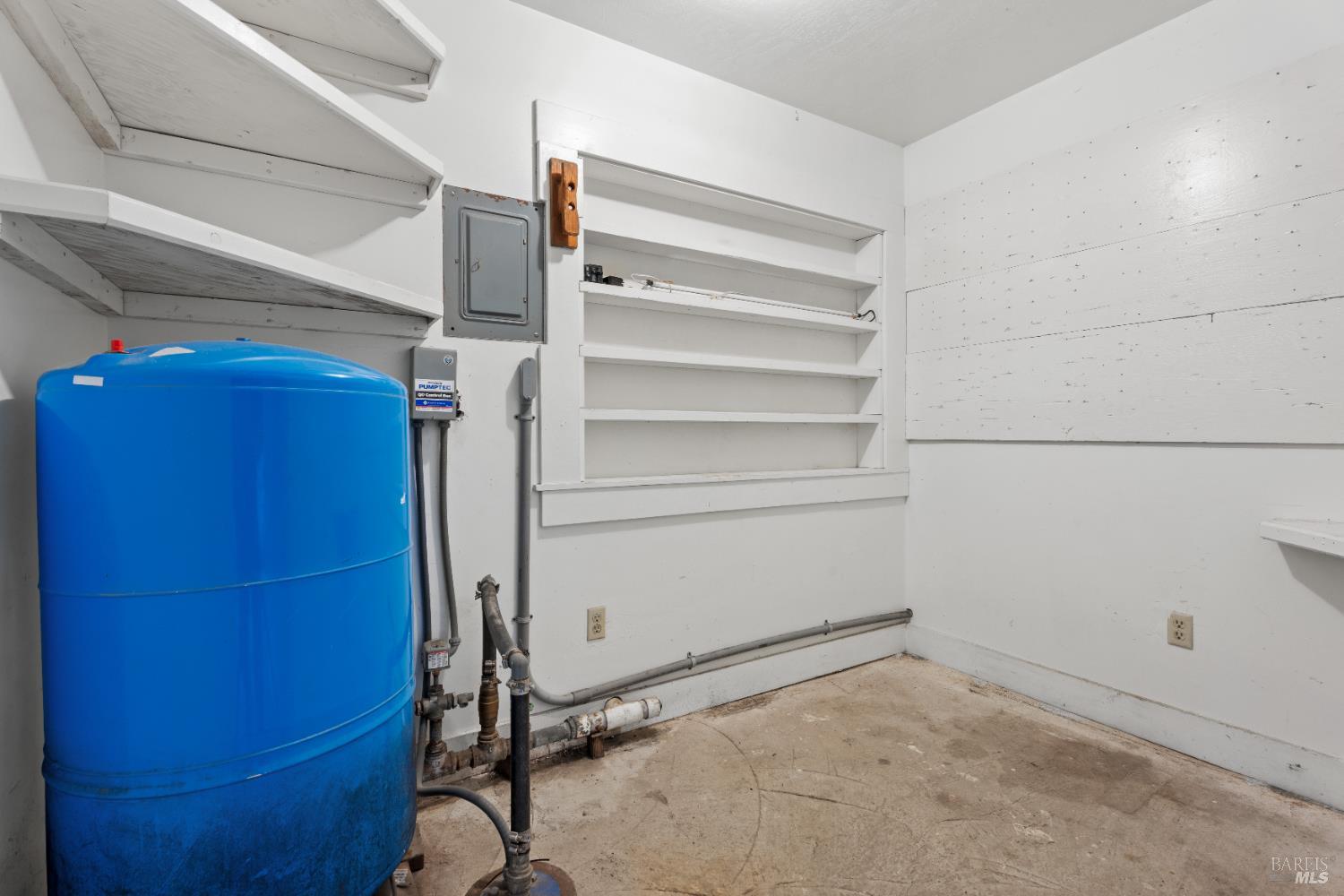 681 Branscomb Road Laytonville, CA 95454 - Photo 24 of 27 a view of walk in closet with empty racks
