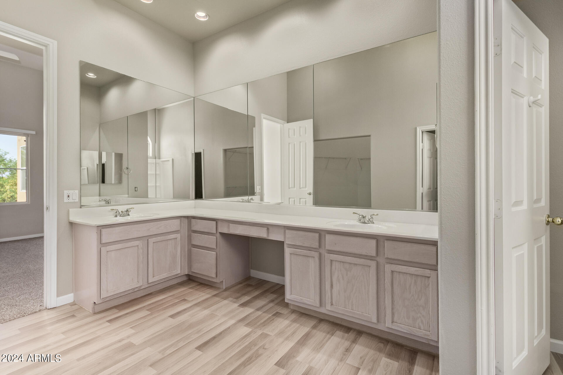 8245 East Bell Road, Unit 248 Scottsdale, AZ 85260 - Photo 11 of 20 Primary Bathroom