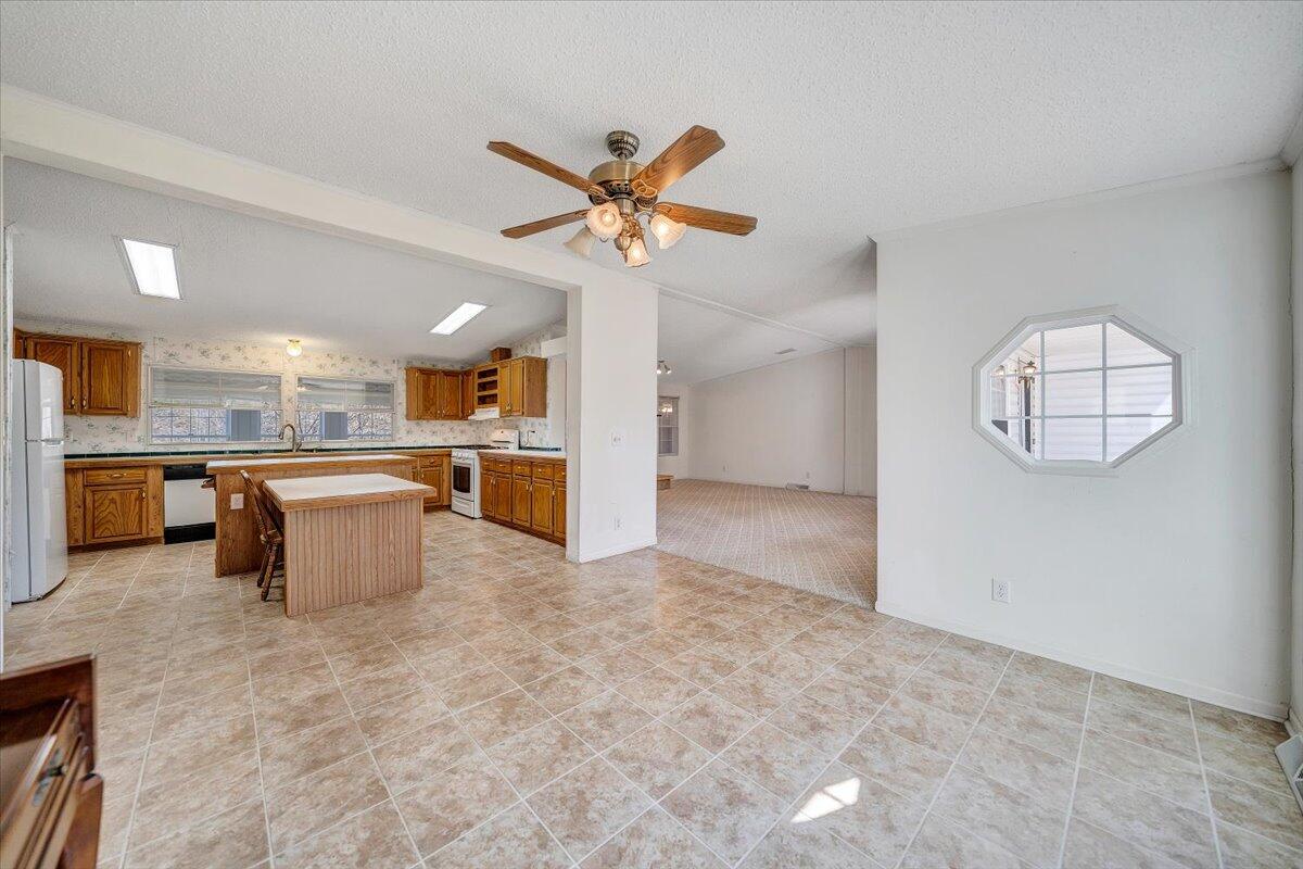 1320 Horseshoe Point Road Henry, VA 24102 - Photo 14 of 85 17-MIB00964