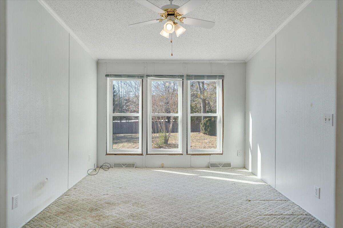 1320 Horseshoe Point Road Henry, VA 24102 - Photo 22 of 85 25-MIB00994