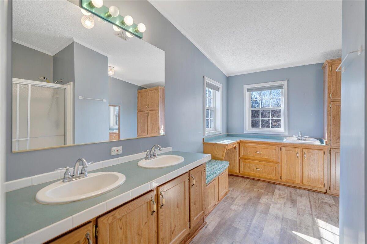 1320 Horseshoe Point Road Henry, VA 24102 - Photo 30 of 85 33-MIB01018