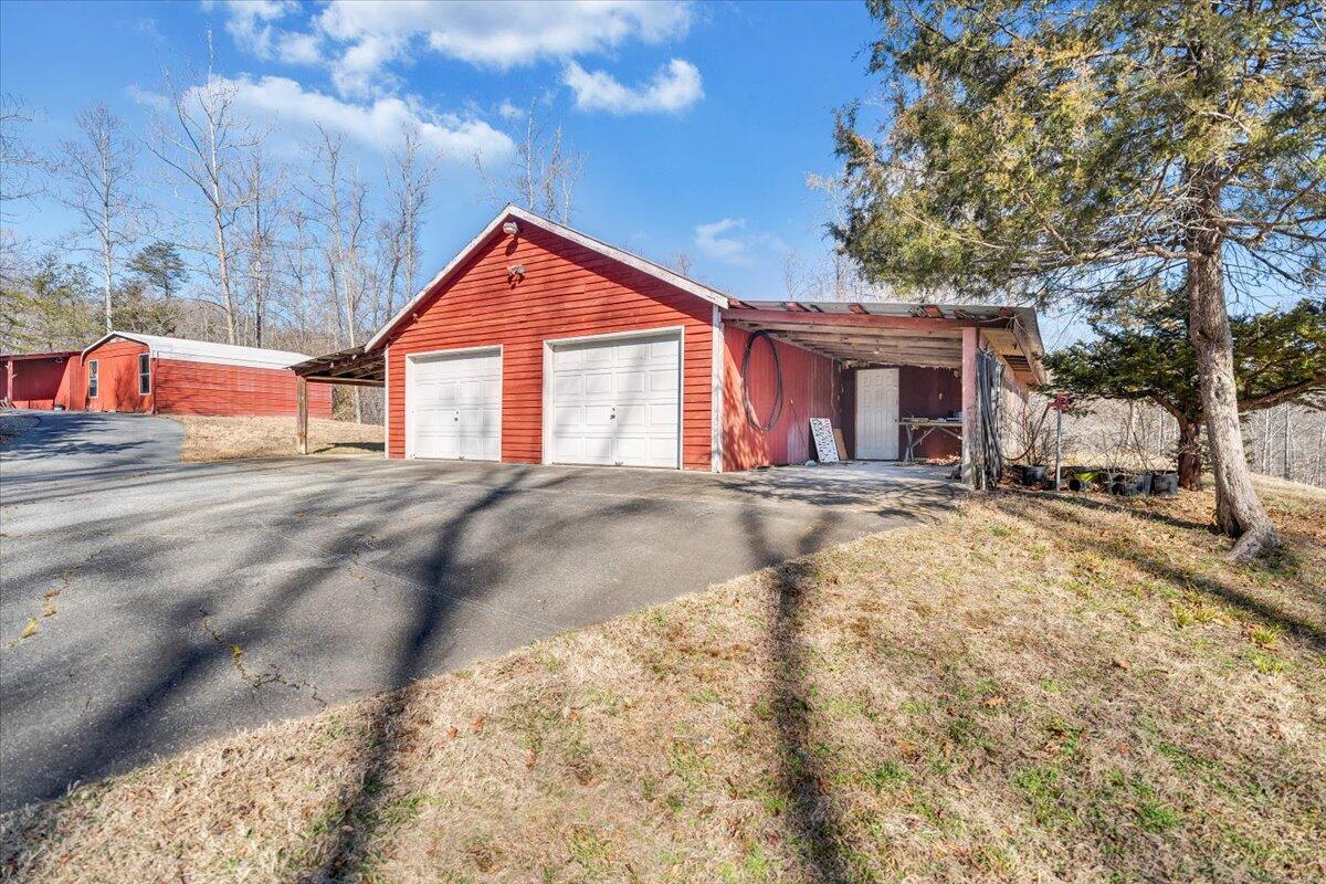 1320 Horseshoe Point Road Henry, VA 24102 - Photo 70 of 85 82-MIB01192