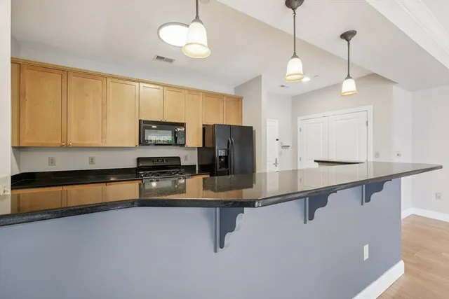 $419,900 | 527 Pawtucket Boulevard, Unit 207, Lowell, MA 01854