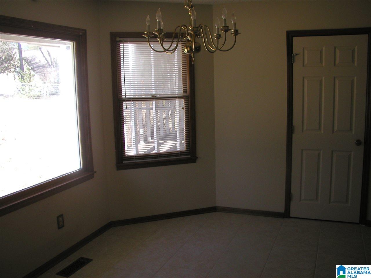 1226 Woodmont Road Anniston, AL 36207 - Photo 5 of 13
