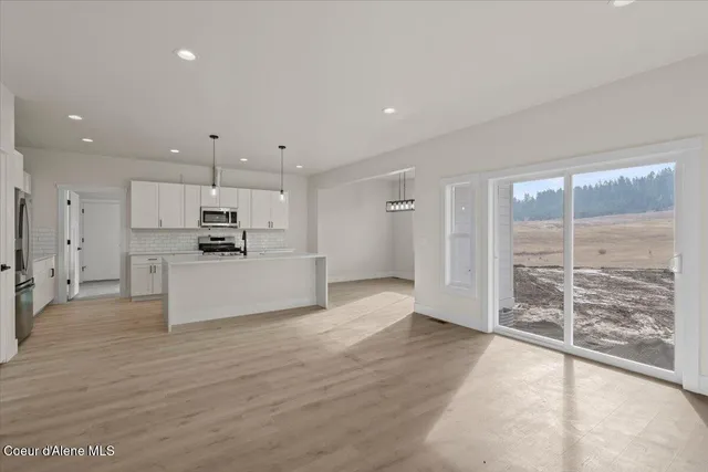 $629,000 | 1047 Merideth Road, Plummer, ID 83851