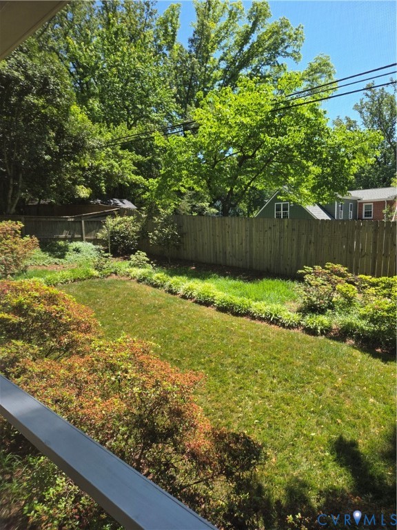 7733 Rock Creek Road Henrico, VA 23229 - Photo 38 of 73 a view of a garden with an outdoor space