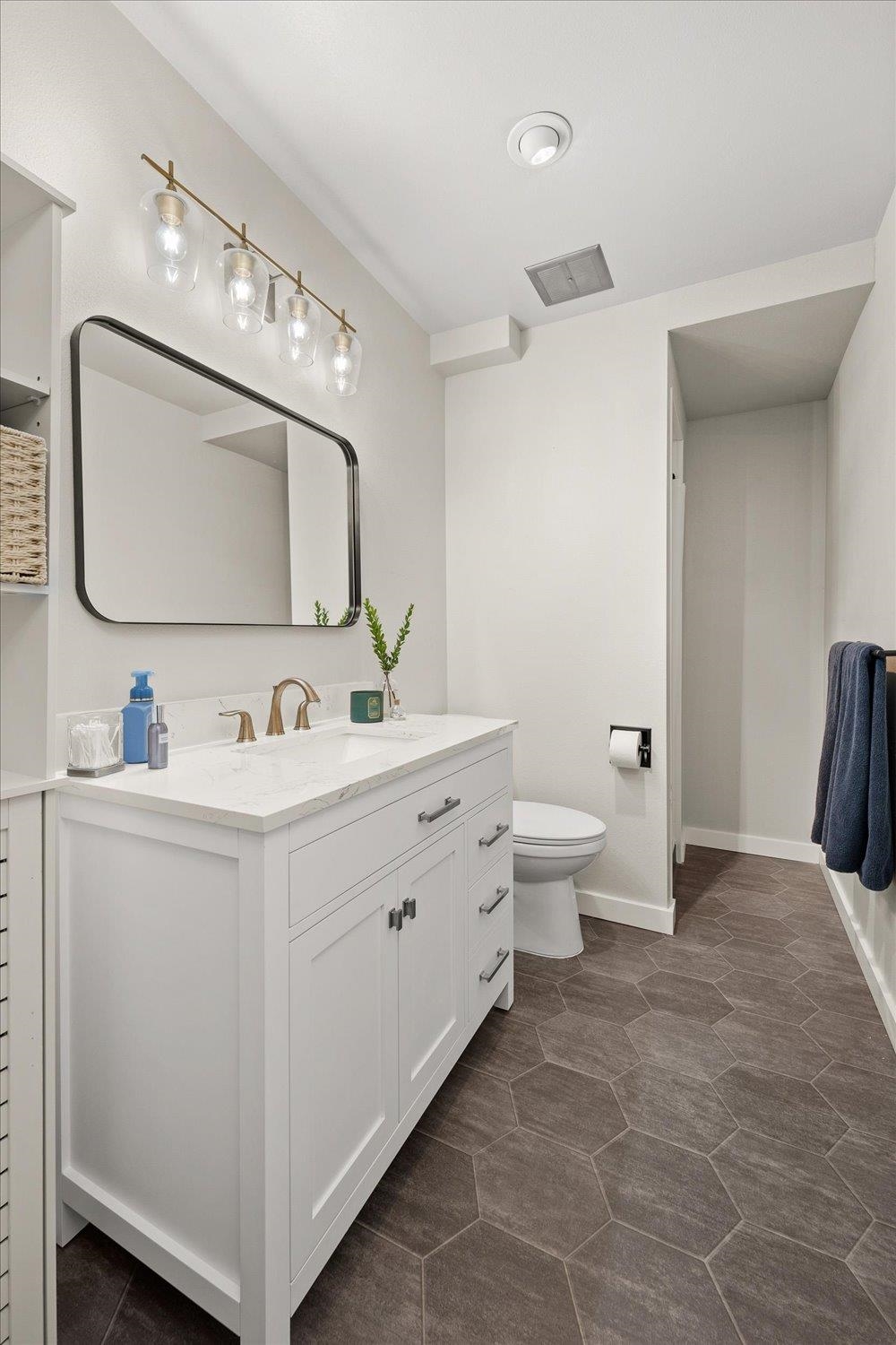 10530 North Overview Circle Spokane, WA 99217 - Photo 22 of 39 Gallery Image 22
