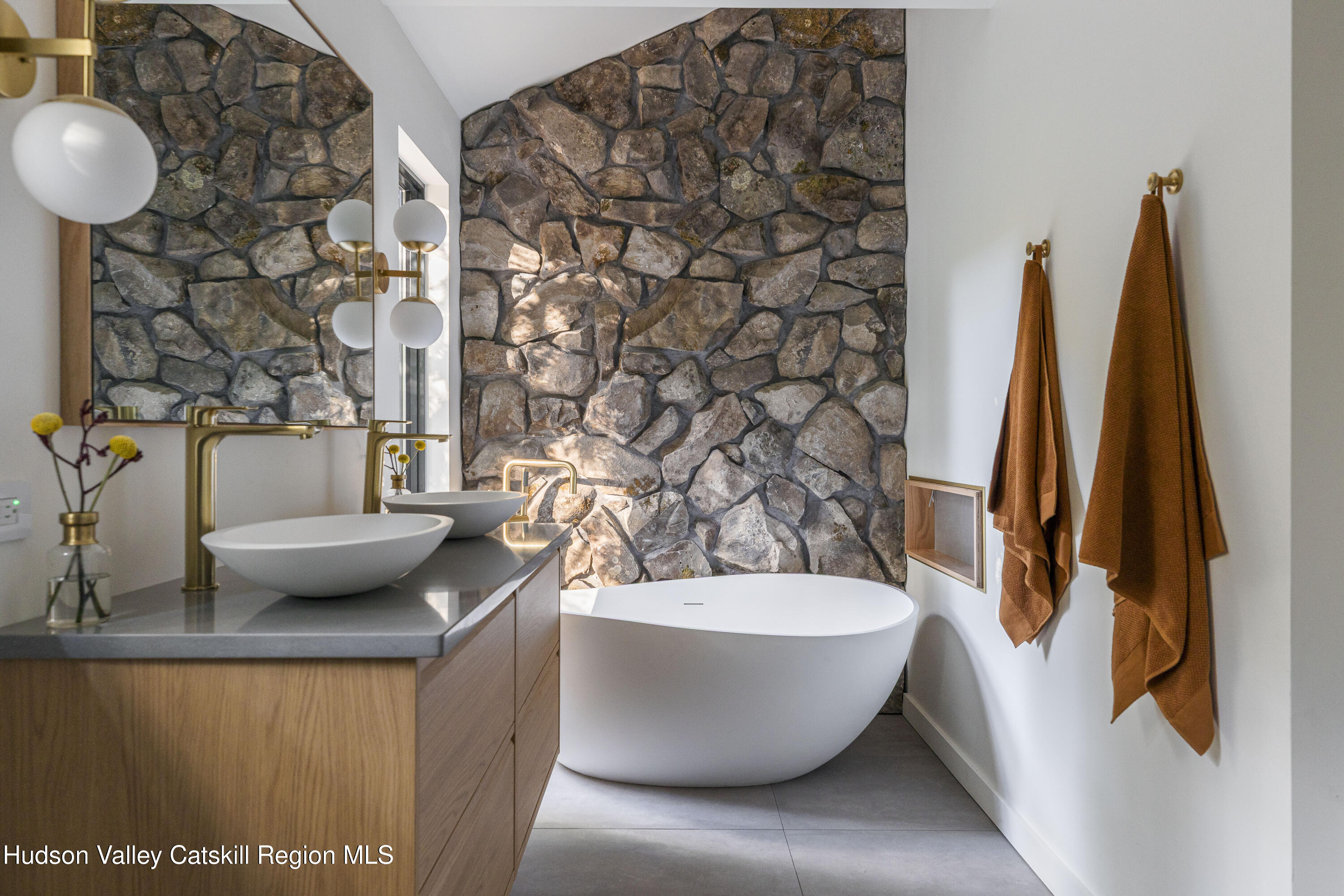 520 Plutarch Road New Paltz, NY 12561 - Photo 5 of 39 07