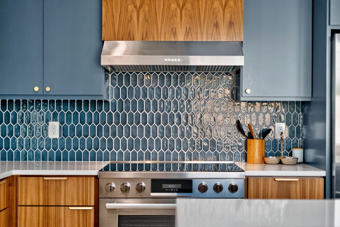 2316 Euclid Avenue Austin, TX 78704 - Photo 14 of 40 a kitchen with a window and cabinets