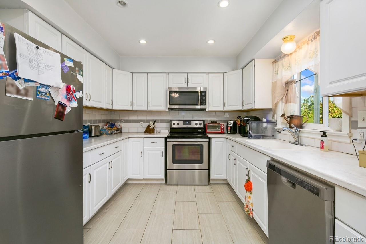 2115 11th Street Greeley, CO 80631 - Photo 8 of 17