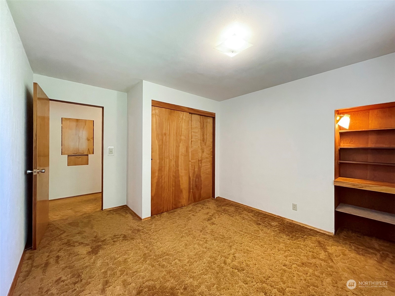 4217 South Bean Road Port Angeles, WA 98363 - Photo 17 of 40 an empty room with closet