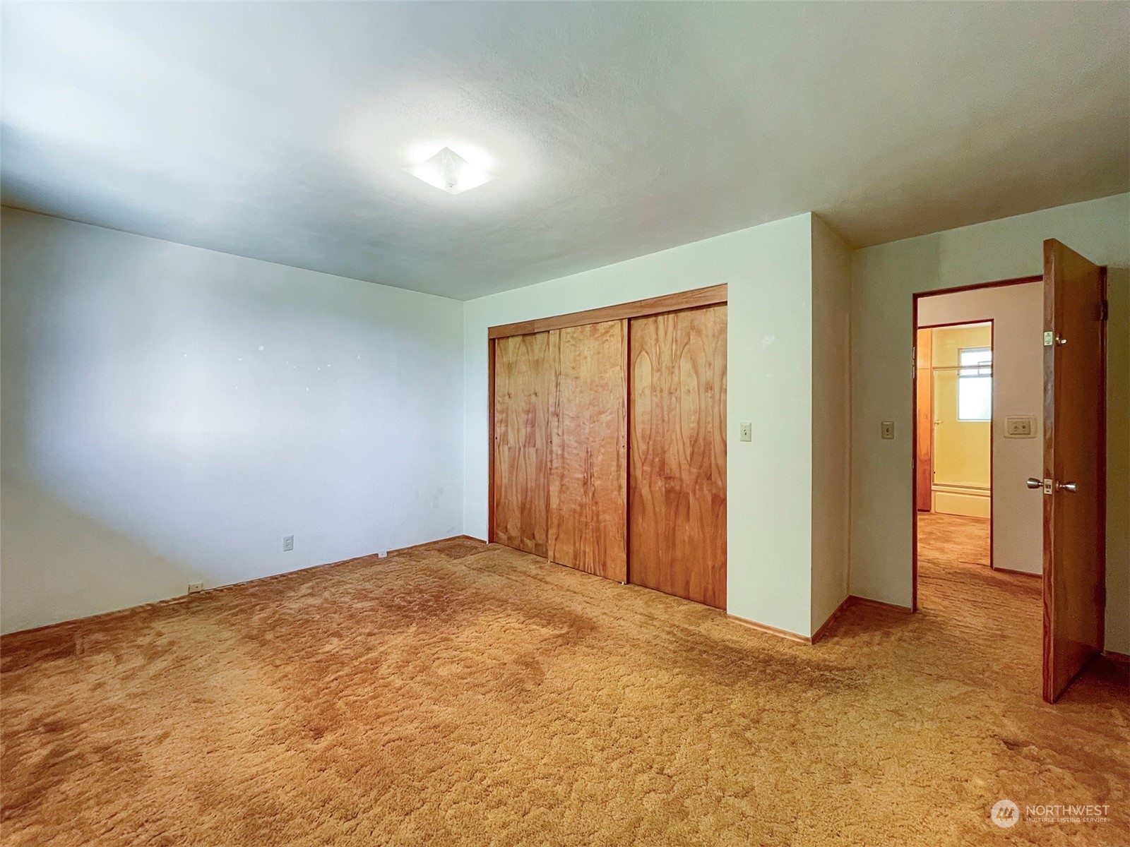 4217 South Bean Road Port Angeles, WA 98363 - Photo 22 of 40 an empty room with closet area
