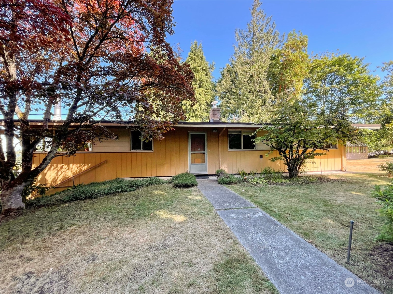 4217 South Bean Road Port Angeles, WA 98363 - Photo 4 of 40 front view of a house with a yard