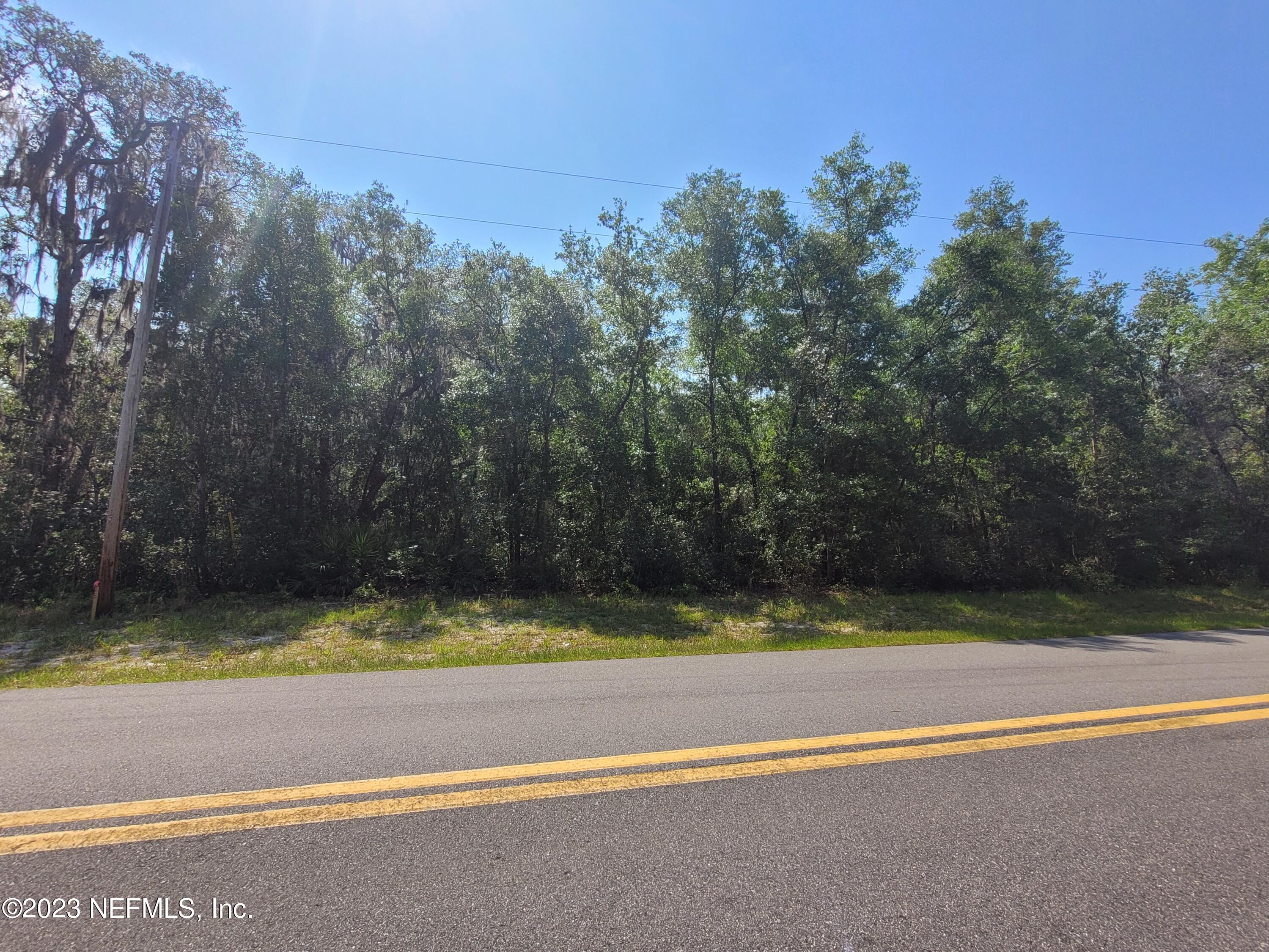 256 Brown Hammock Road Crescent City, FL 32112 - Photo 3 of 7 20230606_104449