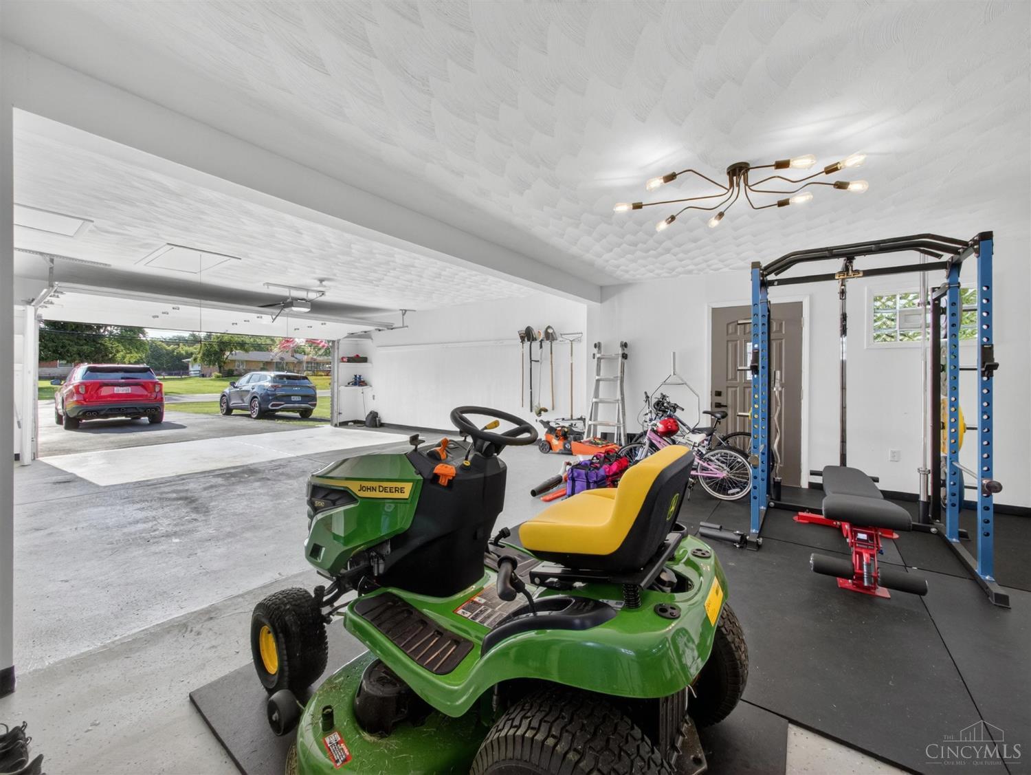 8713 Cox Road West Chester, OH 45069 - Photo 45 of 49