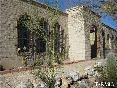 8853 East Buckboard Road Tucson, AZ 85749 - Photo 1 of 21 Gallery Image 1