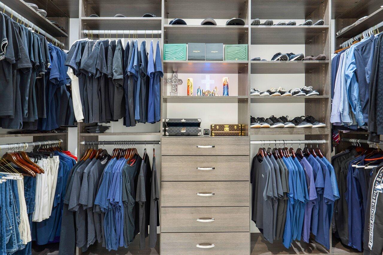 770 Alamanda Street Boca Raton, FL 33486 - Photo 26 of 57 Walk-In Closet 2