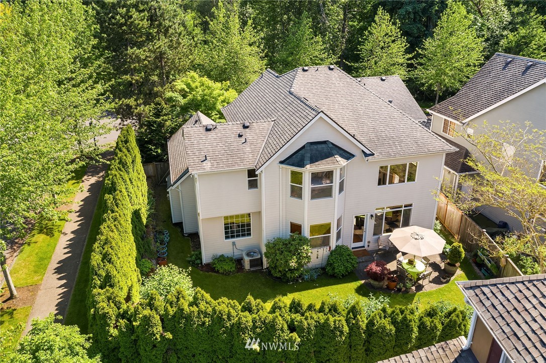 3412 Northeast 21st Street Renton, WA 98056 - Photo 1 of 25 Gallery Image 1