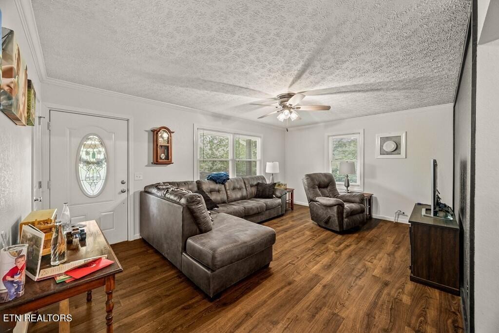 121 Ashley Road Jamestown, TN 38556 - Photo 3 of 24