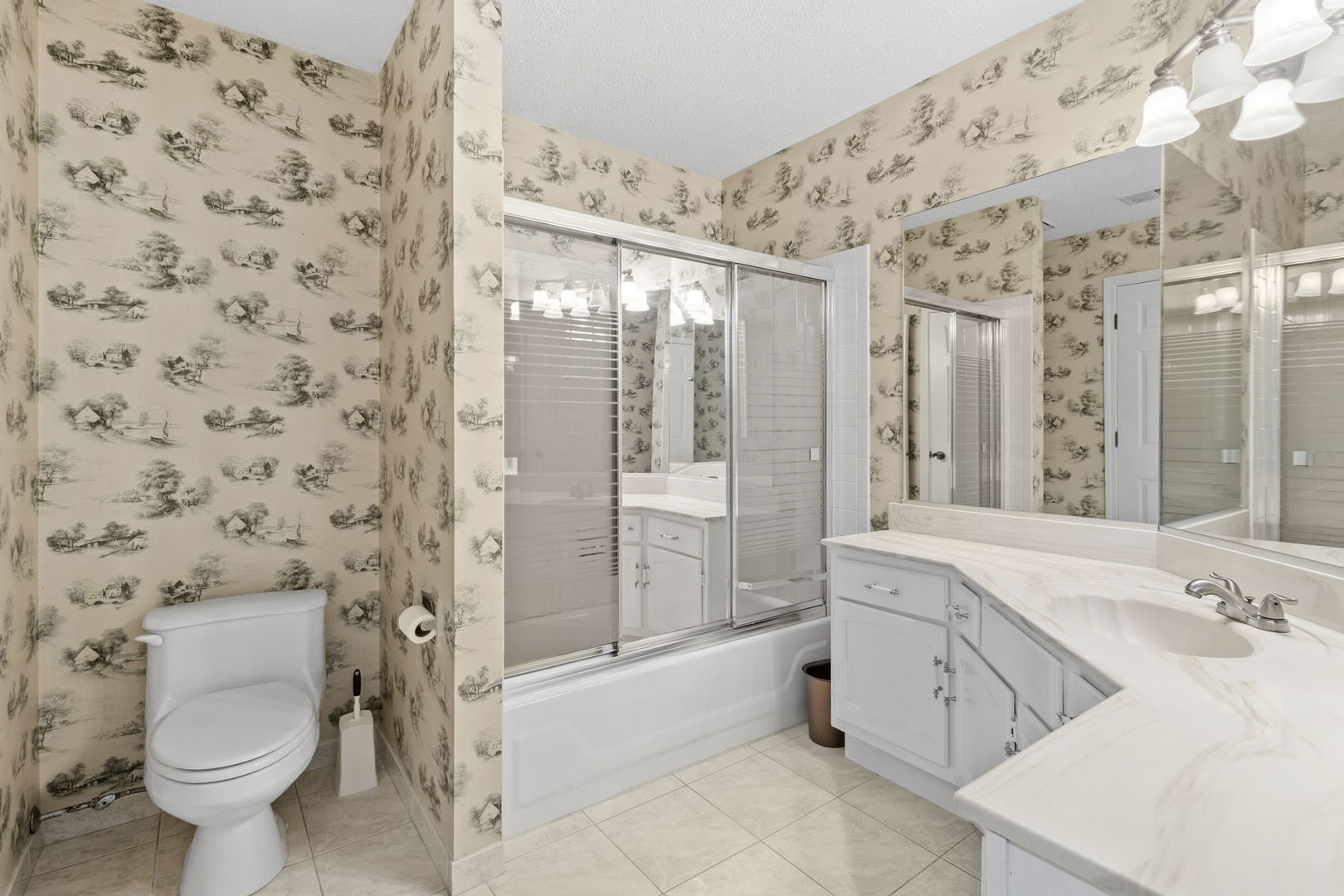 1406 Aldgate Court, Unit D2 Wheeling, IL 60090 - Photo 15 of 26